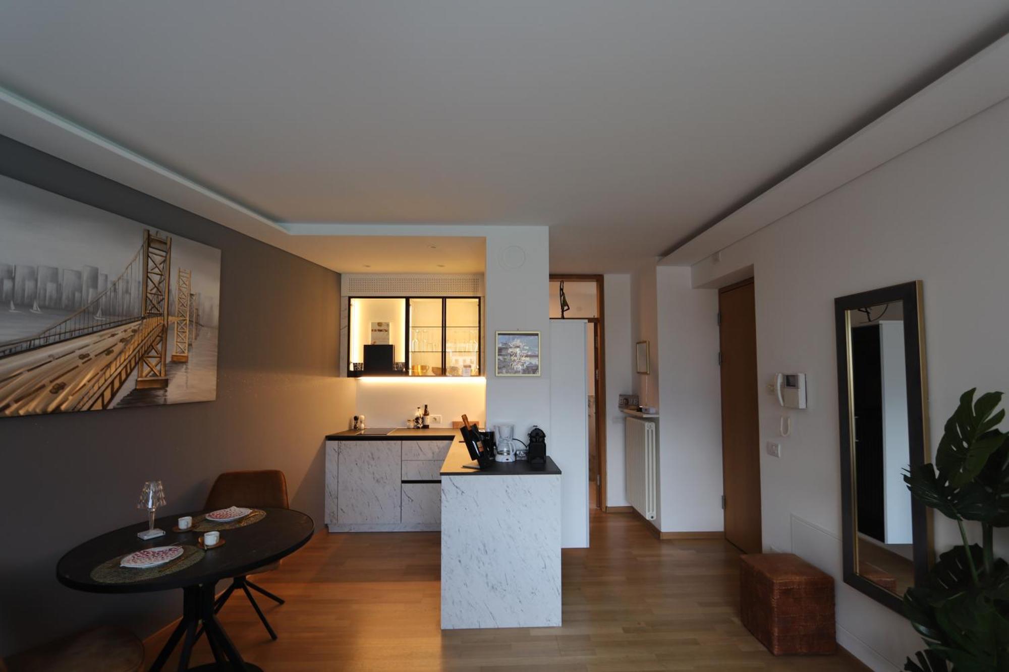 Ausblick Kleinjuwel Mit Panoramablick + Garage Apartment Merano Exterior photo