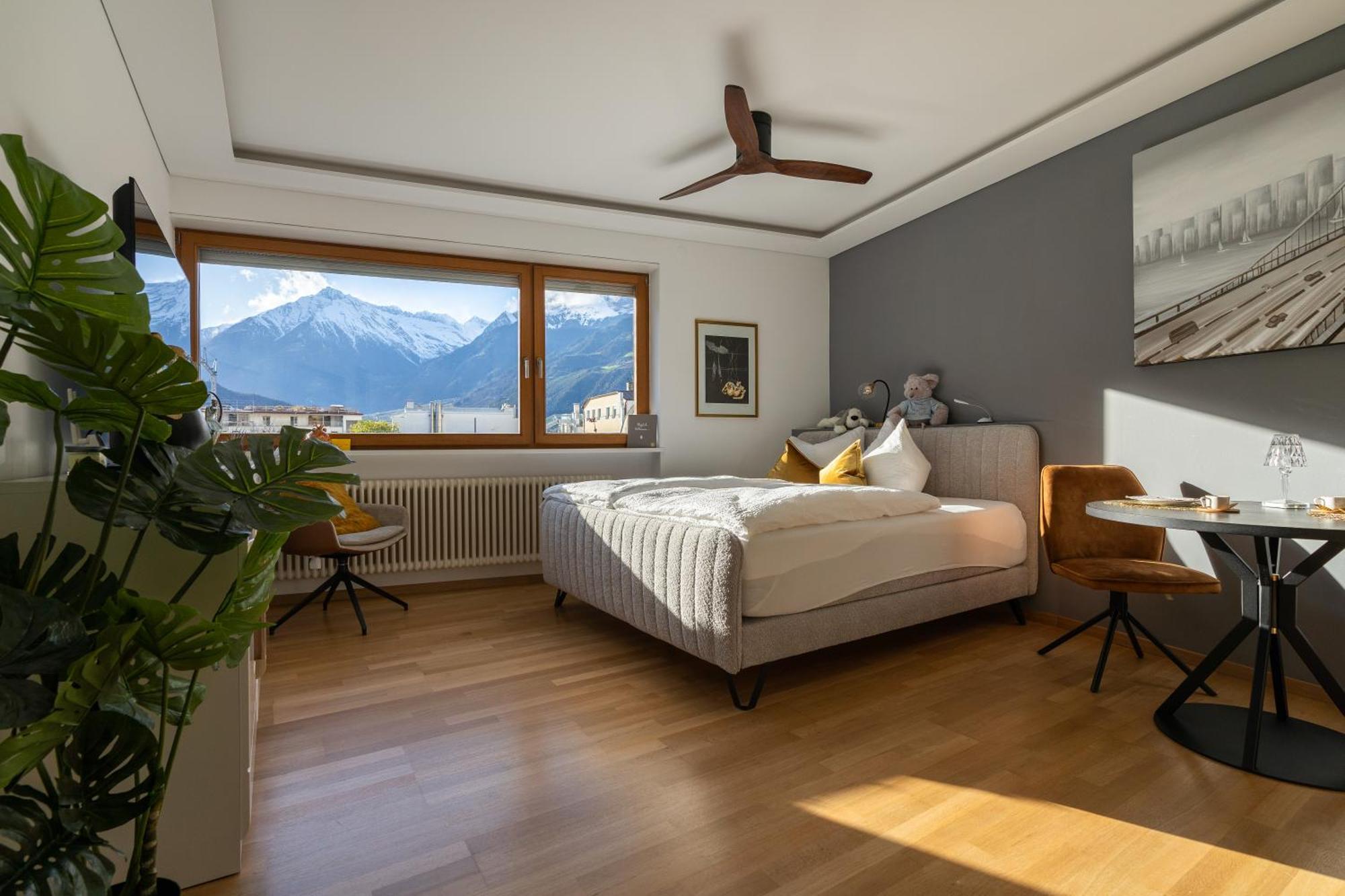 Ausblick Kleinjuwel Mit Panoramablick + Garage Apartment Merano Exterior photo