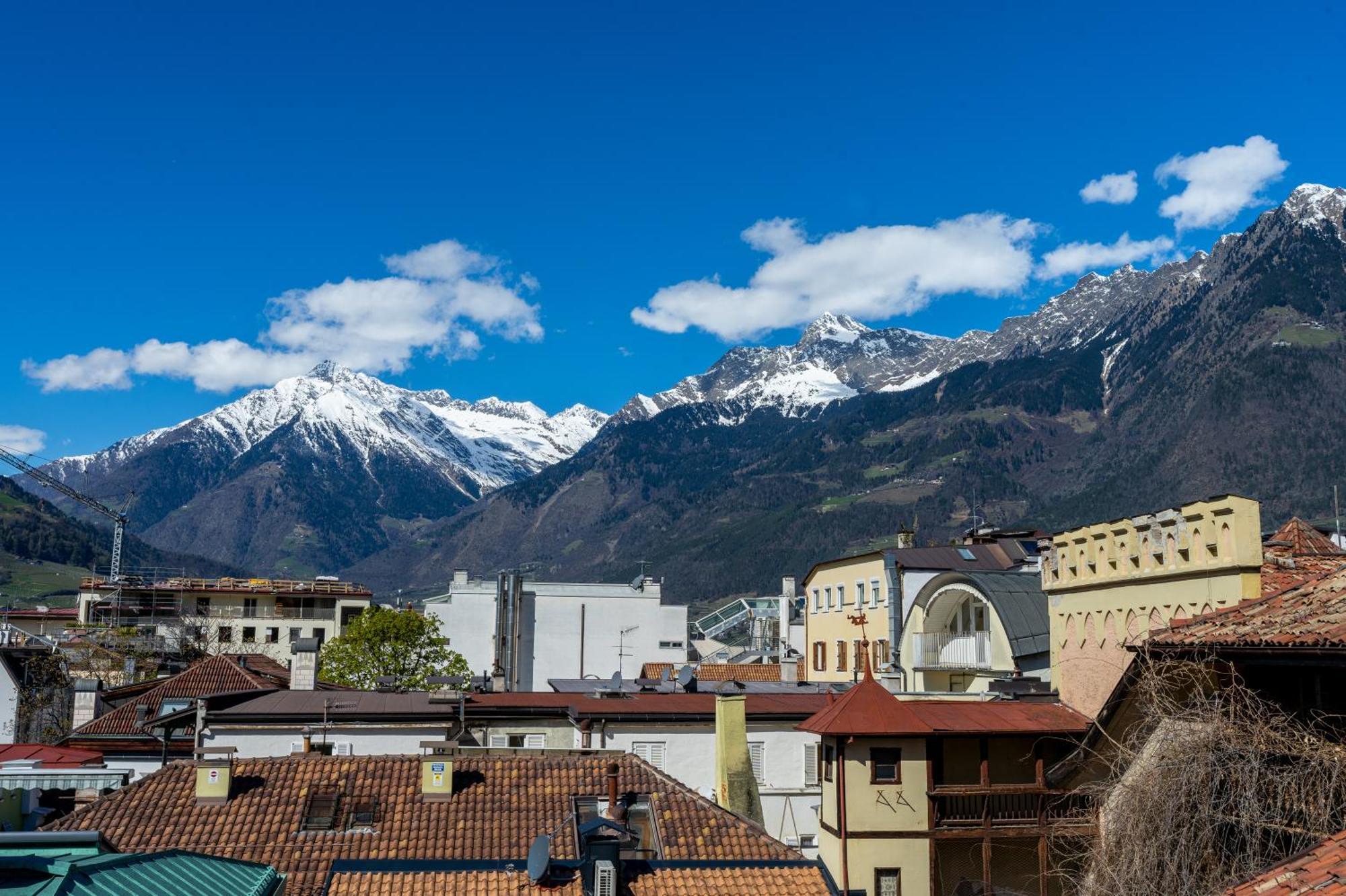 Ausblick Kleinjuwel Mit Panoramablick + Garage Apartment Merano Exterior photo