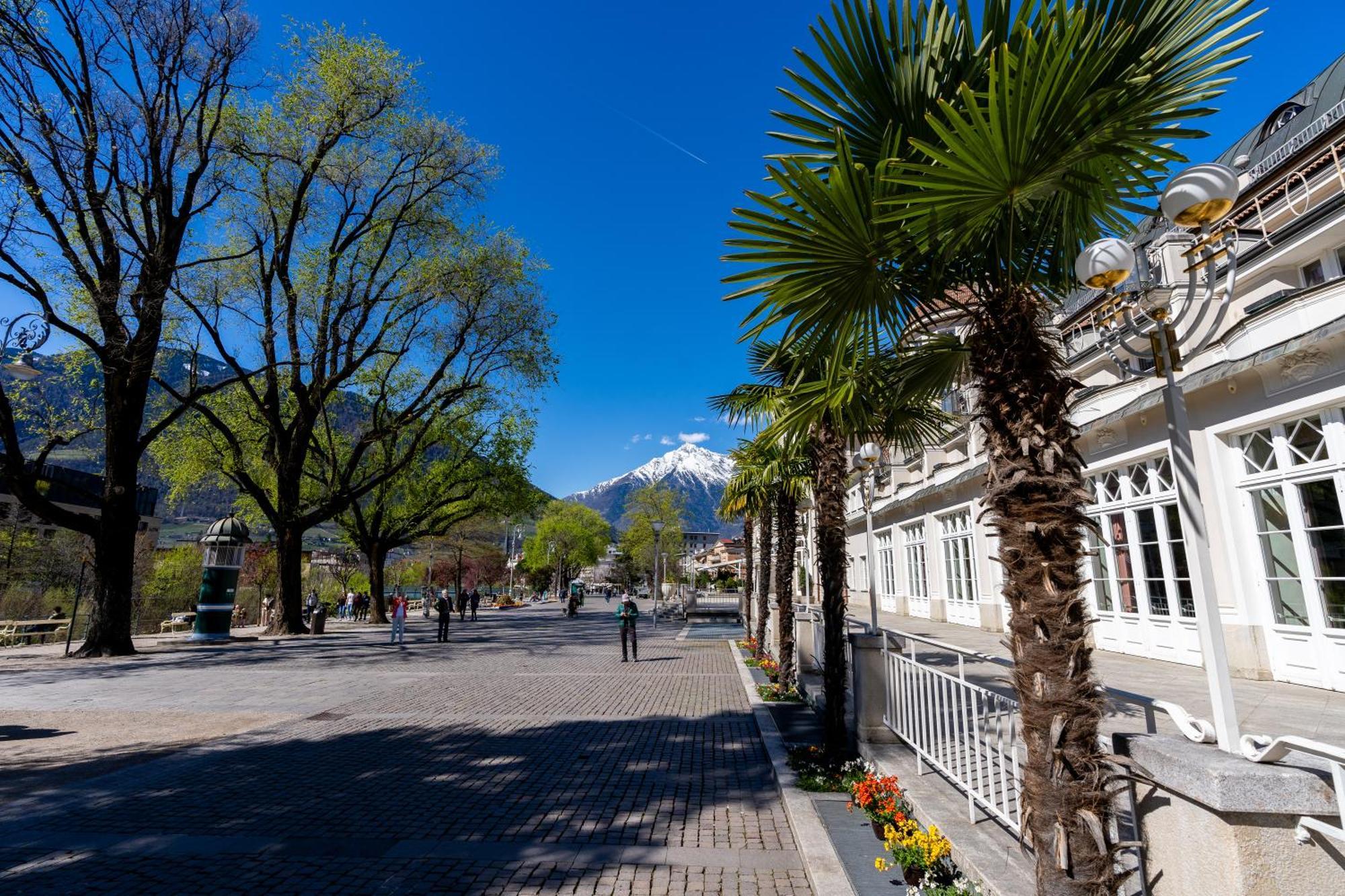Ausblick Kleinjuwel Mit Panoramablick + Garage Apartment Merano Exterior photo